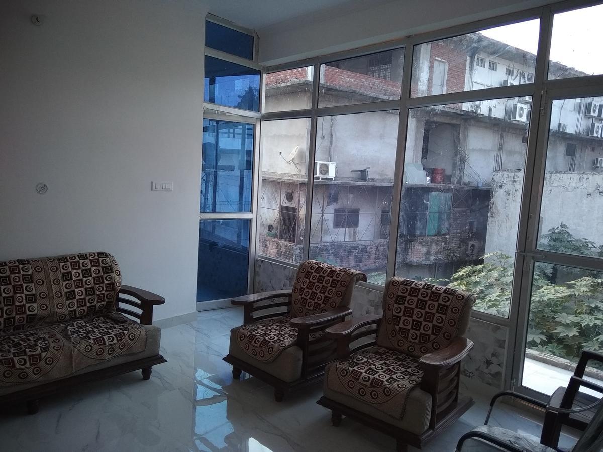 Pardhan Guest House Bāra Banki 外观 照片