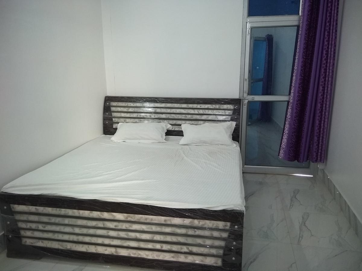 Pardhan Guest House Bāra Banki 外观 照片