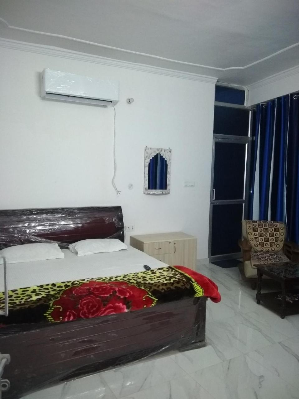 Pardhan Guest House Bāra Banki 外观 照片